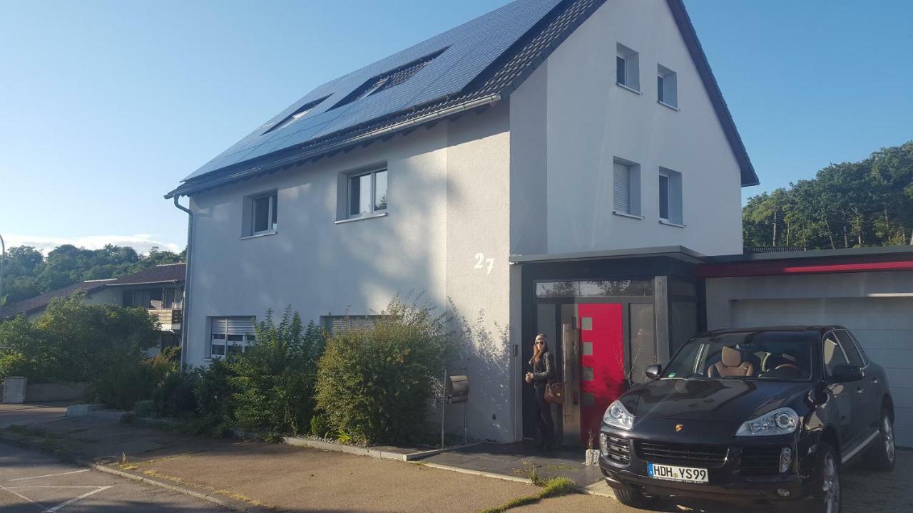 Voll Ausgestattete Dg- Wohnung In Hdh Ruhige Zentrale Lage Heidenheim an der Brenz Exteriör bild